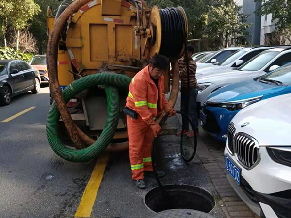 施甸排污管道清淤